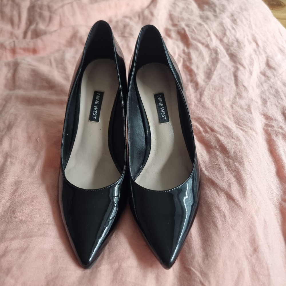 Nine West Black Patent Leather Pumps Heels Size 8